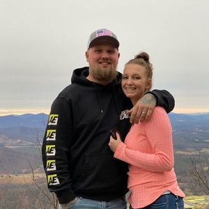 Meet your Posher, Dustin